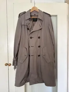 ベージュ トレンチコート ダブルブレストのサムネイル