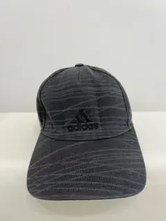 adidas ストライプパターン キャップ　グレー