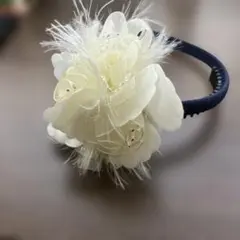 ホワイトフラワーヘアバンド