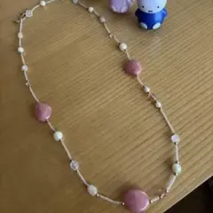 カジュアルピンクビーズネックレス