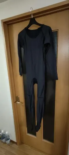 ドライスーツ インナー　サーフィン