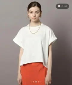 美品　ドレステリア　DRESSTERIOR コットンフレアTシャツ　ワイド　白のサムネイル