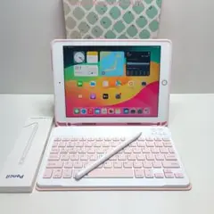 iPad 第6世代 Simフリー 32GB ケースとキーボード、タッチペン - メルカリ