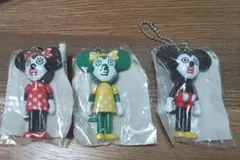 ミッキー&ミニー　キュービックマウス　プラプラキーチェーンフィギュア　キーホルダ