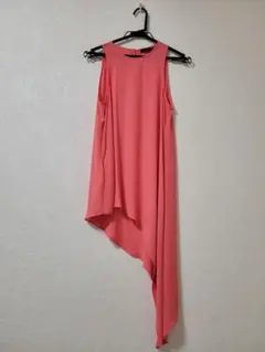 BCBGMAXAZRIA ノースリーブ アシンメトリー トップス XSのサムネイル
