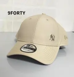 ニューヨーク・ヤンキース　9FORTY　メタルロゴ　ライトベージュ