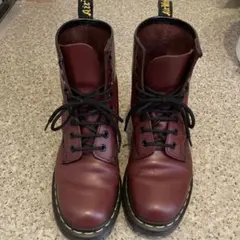 ドクターマーチン 8ホール UK4 チェリーレッド