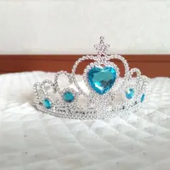 おもちゃのティアラ　ブルー