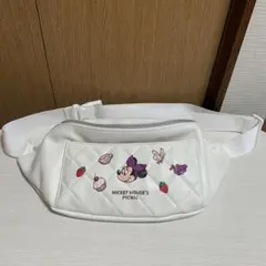 【新品　未使用】ディズニー　ミニー　ボディバッグ