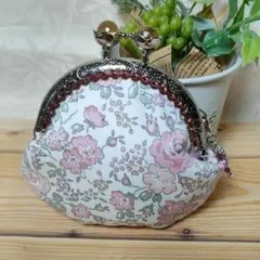 リバティプリント　フェリシテ使用がま口ポーチ、小銭入れ、ハンドメイド