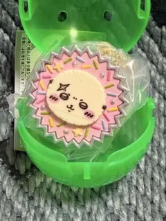 ちいかわ　手作りおやつチャーム　ラッコ