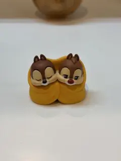 ディズニー　ガチャ　チップ&デール