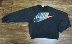 NIKE カラフルロゴ ブラック トレーナー