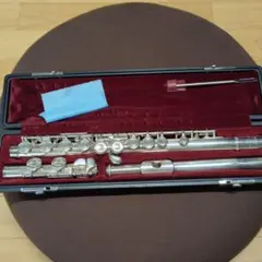 銀メッキ　ヤマハフルート YFL211S Eメカ