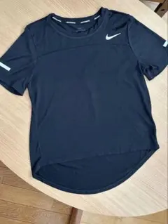 Nike 黒 シャツ　ランニングウェア　DRI FIT スポーツウェア　Mサイズ
