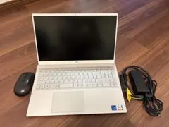 「Dell Inspiron 15 5502 i7 16GB SSD1TB」