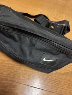 Nike ボディバッグ ブラック