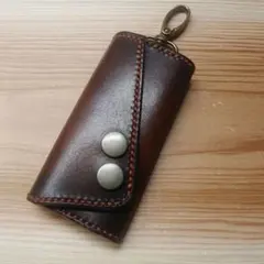 ハンドメイド　レザーキーケース　ブラウン