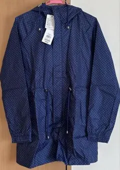新品　レインコートのサムネイル