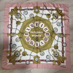 トラサルディ　スカーフ　ハンカチ　大判　ハート柄♡ シルク