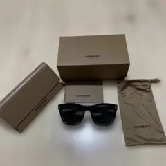 BURBERRY ブラック サングラス ケース付き - メルカリ