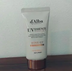 d'Alba ダルバ UVエッセンス トーンアップ サンクリーム ピンク