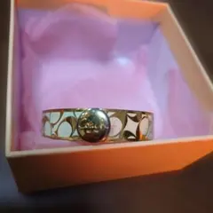 COACH ゴールド ブレスレット　シグネチャー