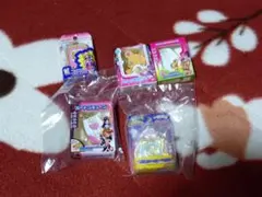 プリキュア　ガチャガチャ　変身ダイキャストチャーム