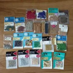 TOHO・MIYUKI ビーズセット さまざまな色とサイズ