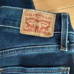 値下げしました。　LEVI 312 SHAPING SLIM デニム 24