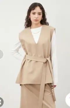 Mila Owen ベージュ セットアップ