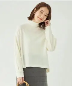 ハイネックtシャツ