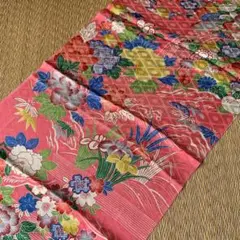 古布 正絹 綸子 橘 牡丹 桜 はぎれ