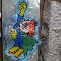 PUNYUS ラグ