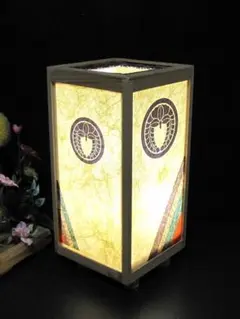 粗目和紙の温もりを＝「丸に下り藤」／至福の灯火／LED・檜枠造・FM加工・軽量／