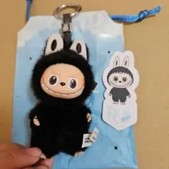 PIN FOR LOVE イニシャル ラブブ R 黒