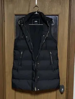 ZARA ブラック ダウンベスト Mサイズ
