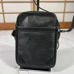 Louis Vuitton ルイ•ヴィトン　ダヌーブ　エピ　ノワール　ブラック