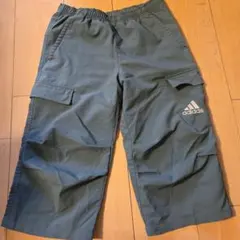 アディダス　adidas カーキ ハーフパンツ 150　ズボン　カーゴパンツ