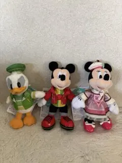ディズニー　パルパルーザ　ミッキー　ミニー　ドナルド　ぬいぐるみバッジ