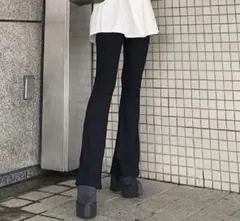 リブフレアパンツ カジュアルパンツ