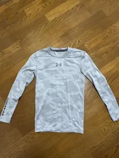 UNDER ARMOUR 長袖 コンプレッションシャツ グレー インナ