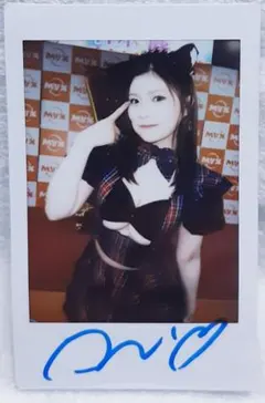 神木麗さん直筆サイン入公式チェキ③ - メルカリ