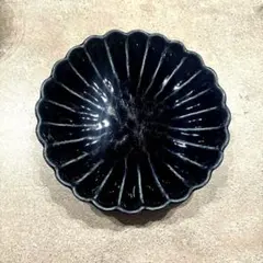 輪花皿 紺色 陶器 美濃焼 プレート 深皿 3枚のサムネイル