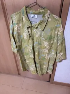 ズートピア　ニック アロハシャツ 上海ディズニー