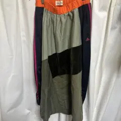 adidas リメイク多色ロングスカート　フリーサイズ
