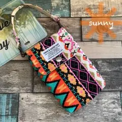 ◆エスニック柄◆フラップ付き スマホポーチ