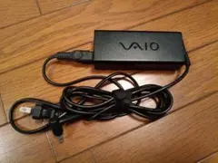 SONY VAIO ACアダプタVGP-AC19V31　DC19.5V 4.7A