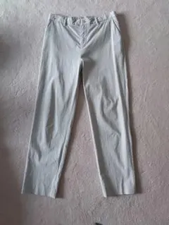 グローバルワークのストレッチパンツです。