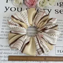 Item thumbnail for item 261cd675-bb48-4f5f-a6f2-a4175c3acf88